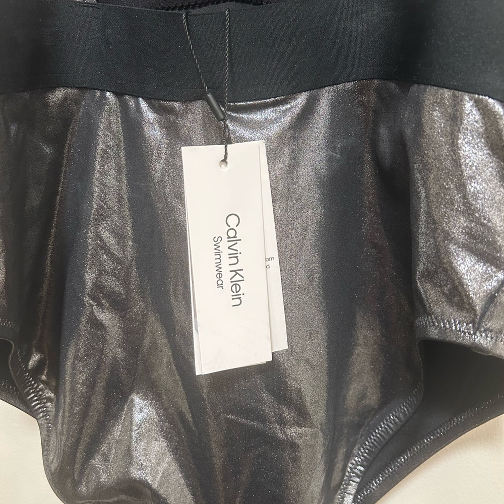 Calvin Klein Metallic Scoopneck Swimsuit (Size 1x) - Picture 3 of 4